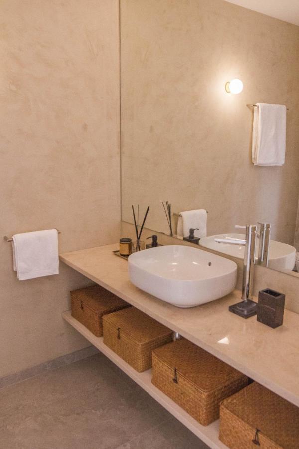 Modern Charming Loft With Balcony In Central 포르투 외부 사진
